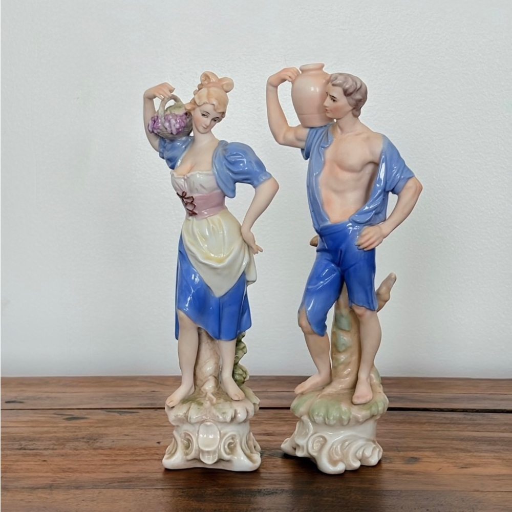 Ardalt #7712 Vintage Porcelain Figurine Grape Harvest Couple/Peasent Couple
